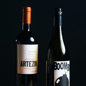 Wine, Beer, Spirits & Foods 葡萄酒, 啤酒, 鸡尾酒 & 进口食品